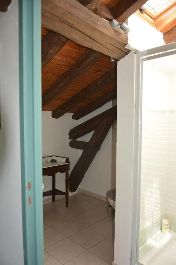 بيت ضيافة Chambres D'Hotes Les Pieds Dans L'Herbe Saint-Julien-Gaulene
